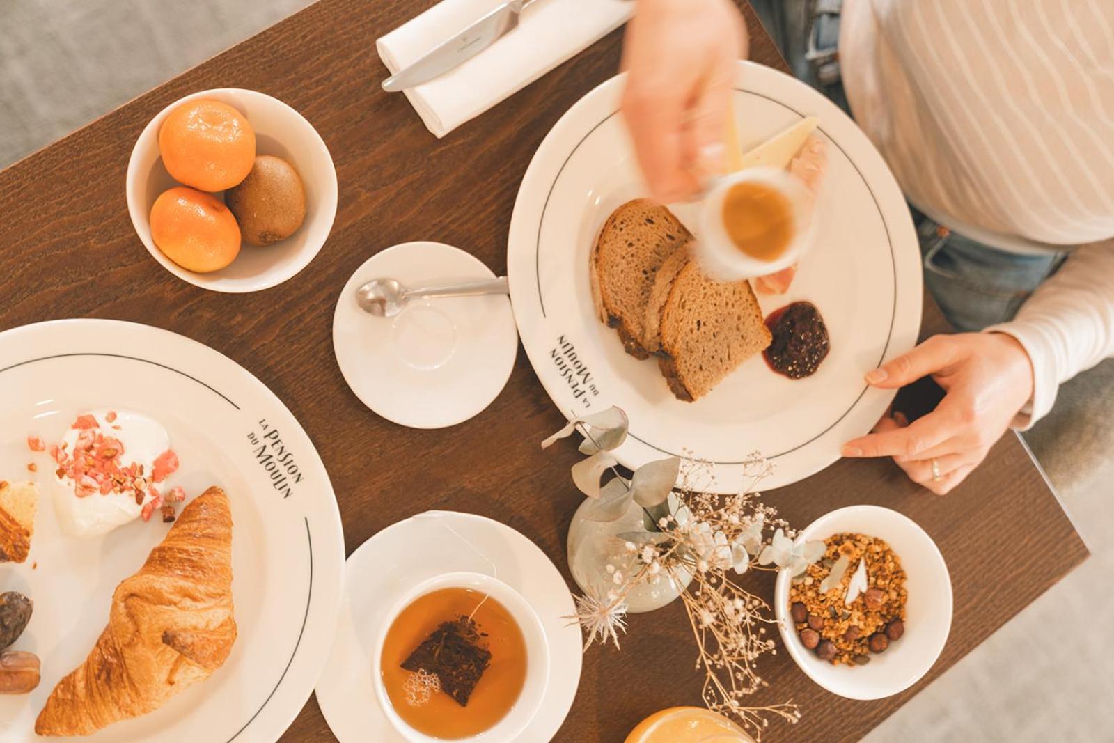 Logis Hotel Et Restaurant La Pension Du Moulin ปง-ตาเวน ภายนอก รูปภาพ
